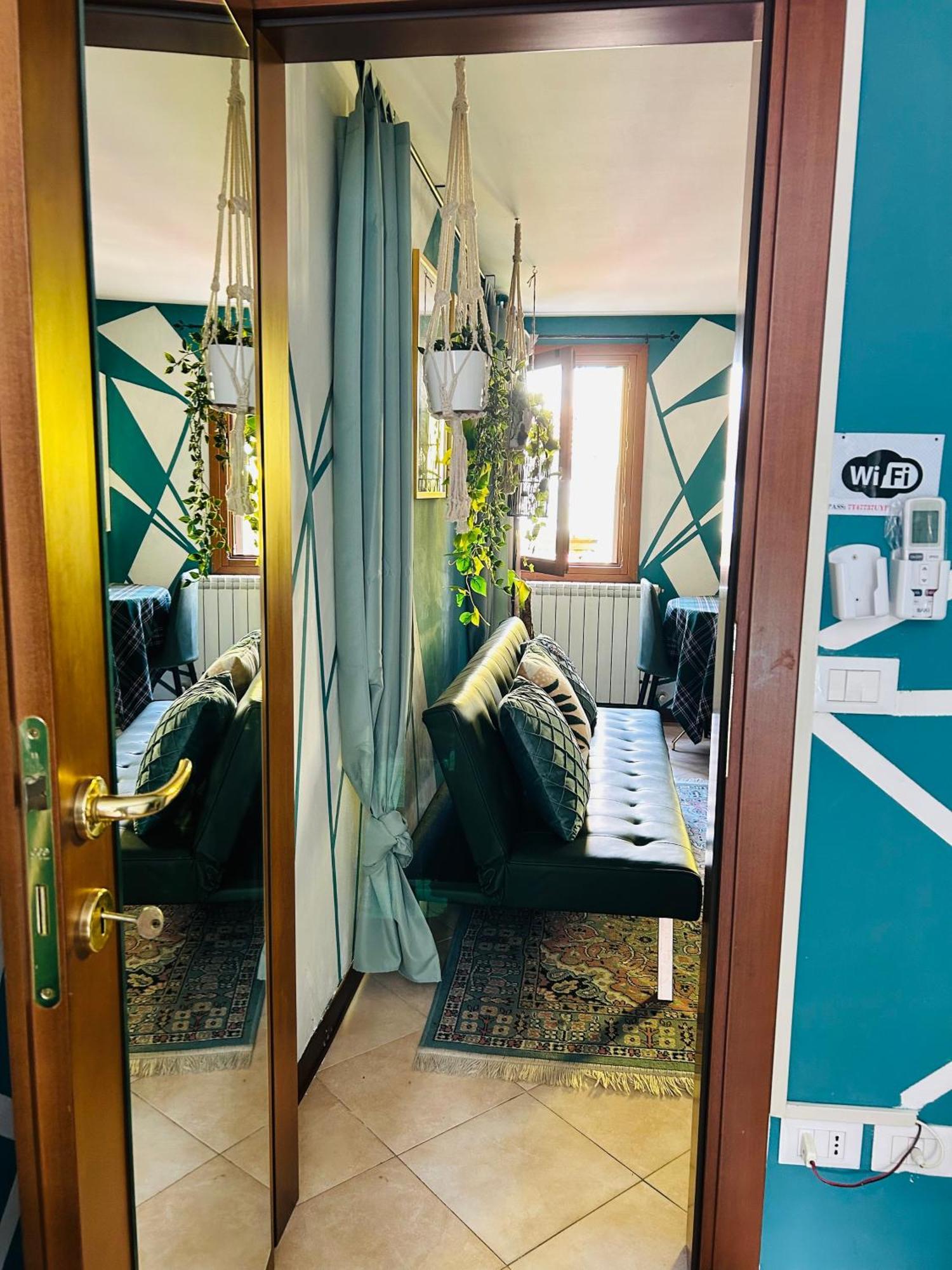 Family House Di Genny E Nicola Small Suite Чоджия Екстериор снимка