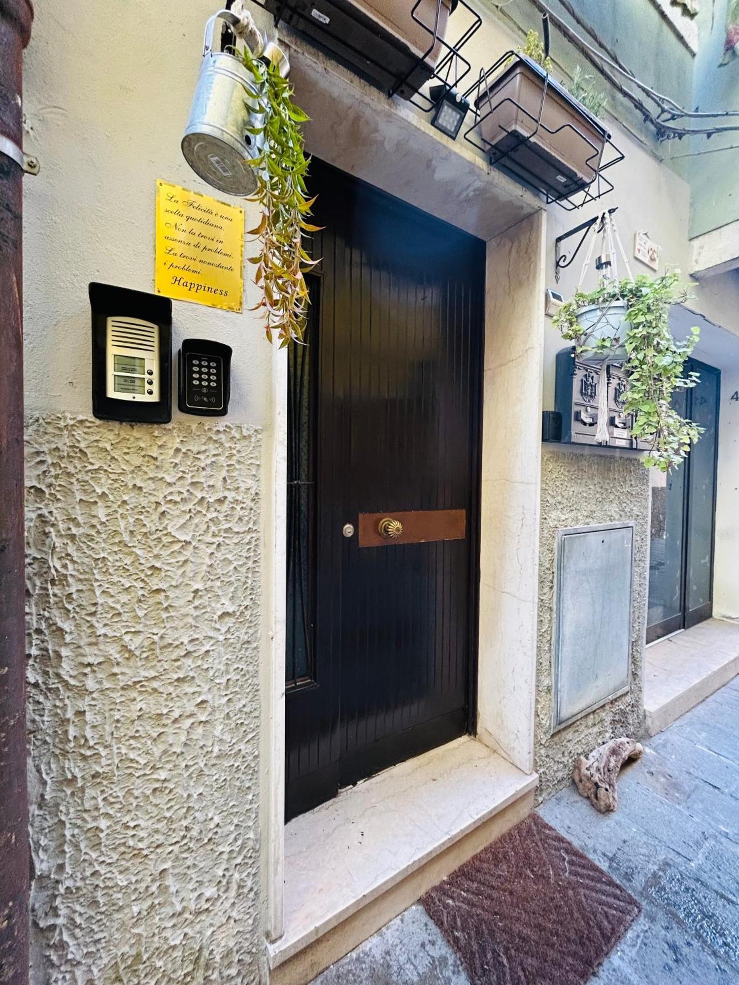 Family House Di Genny E Nicola Small Suite Чоджия Екстериор снимка