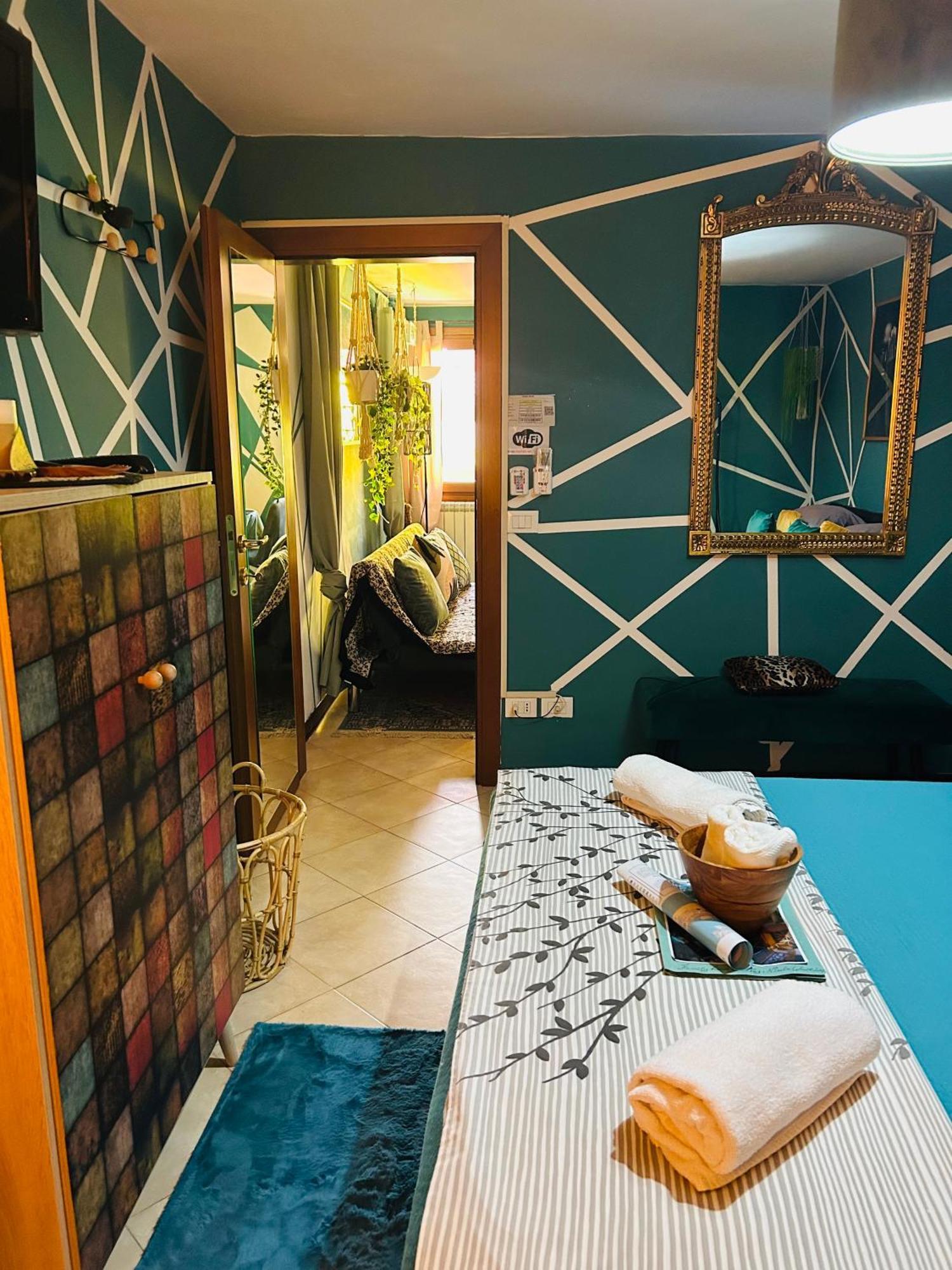 Family House Di Genny E Nicola Small Suite Чоджия Екстериор снимка